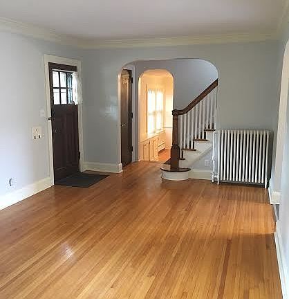 2nd image of 216 Wilder St N