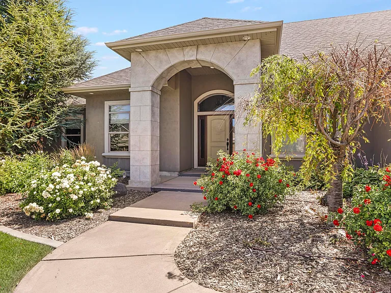 670 Sun Terrace Dr — Photo 20