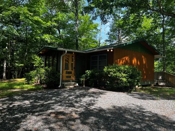 95 Maple Dr, Bryson City, NC 28713