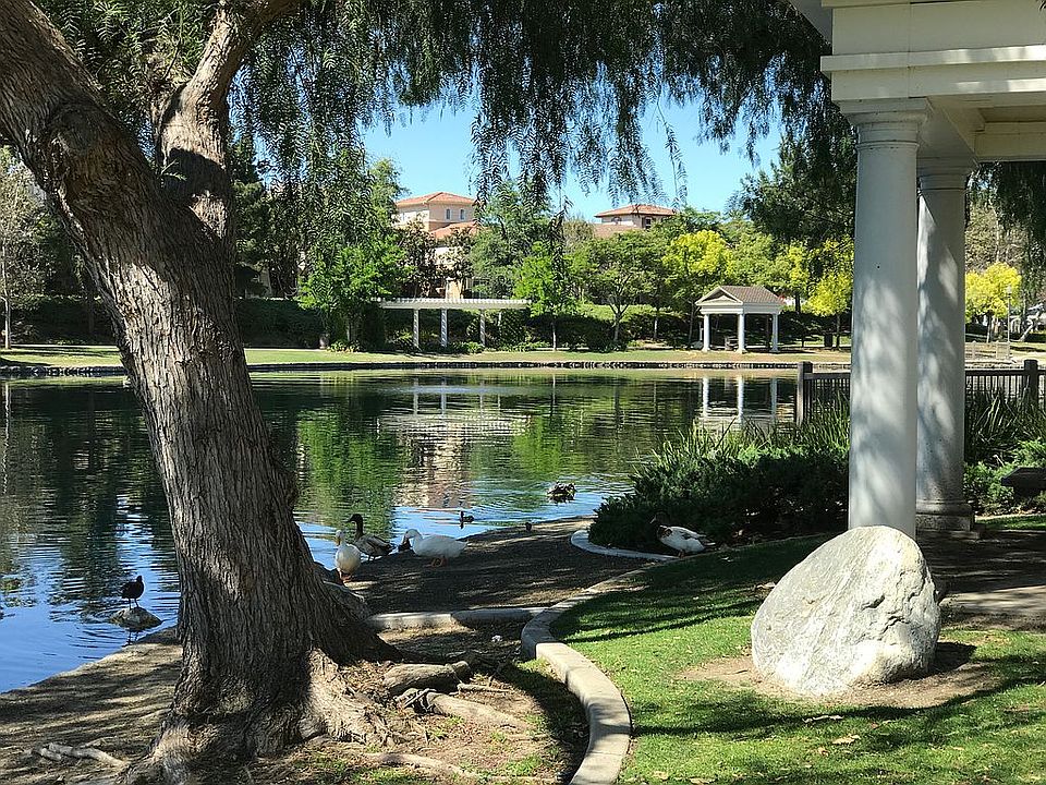 2nd image of 40077 Balboa Dr