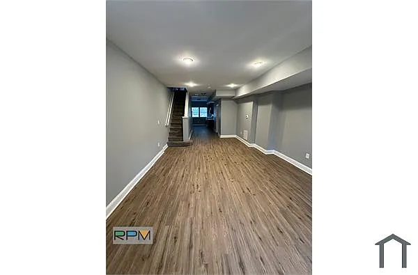 Building Photo - 3834 Cottage Ave