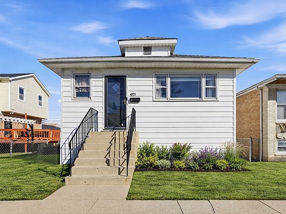 2nd image of 4575 N Narragansett Ave