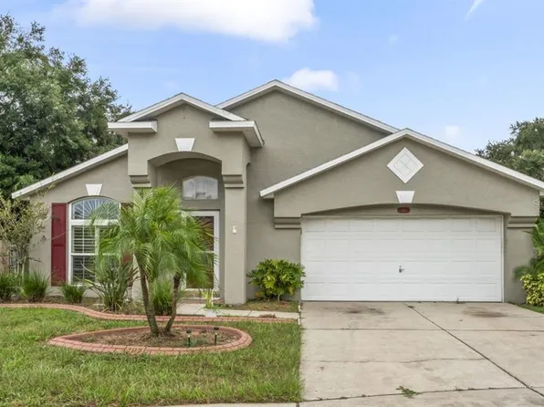 105 Chardonnay Pl, Valrico, FL 33594