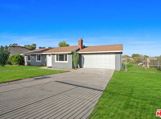 39030 161st St E, Lake Los Angeles, CA 93591