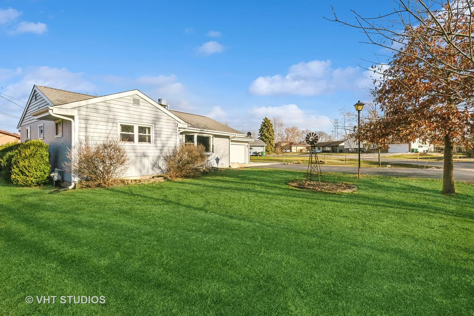 25430 W Park Ct photo 1