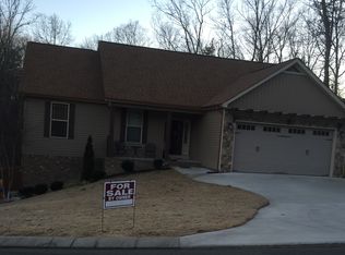 490 Annie Ln, Dalton, GA 30721