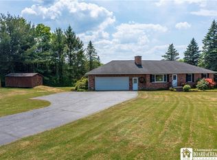 2917 W Oak Hill Rd, Jamestown, NY 14701