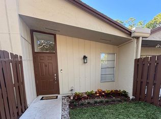 22279 Whistling Pines Ln, Boca Raton, FL 33428