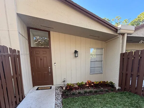 22279 Whistling Pines Ln, Boca Raton, FL 33428