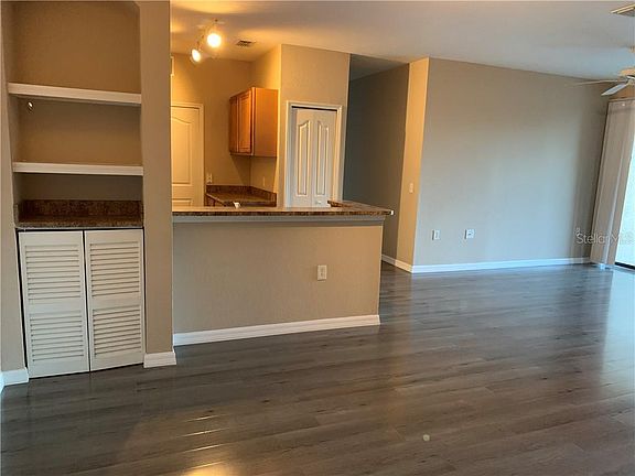 5th image of 6153 Metrowest Blvd Unit 206