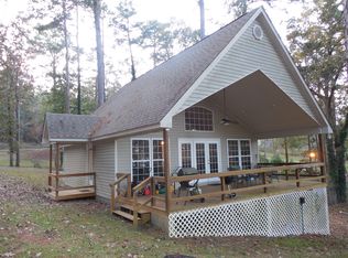 864 Lakeshore Drive, Abbeville, AL 36310