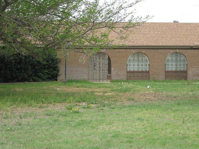 2nd image of 6311 Montana Ave