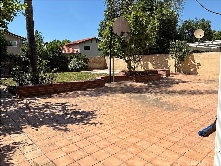 7515 Melvin Ave — Photo 18