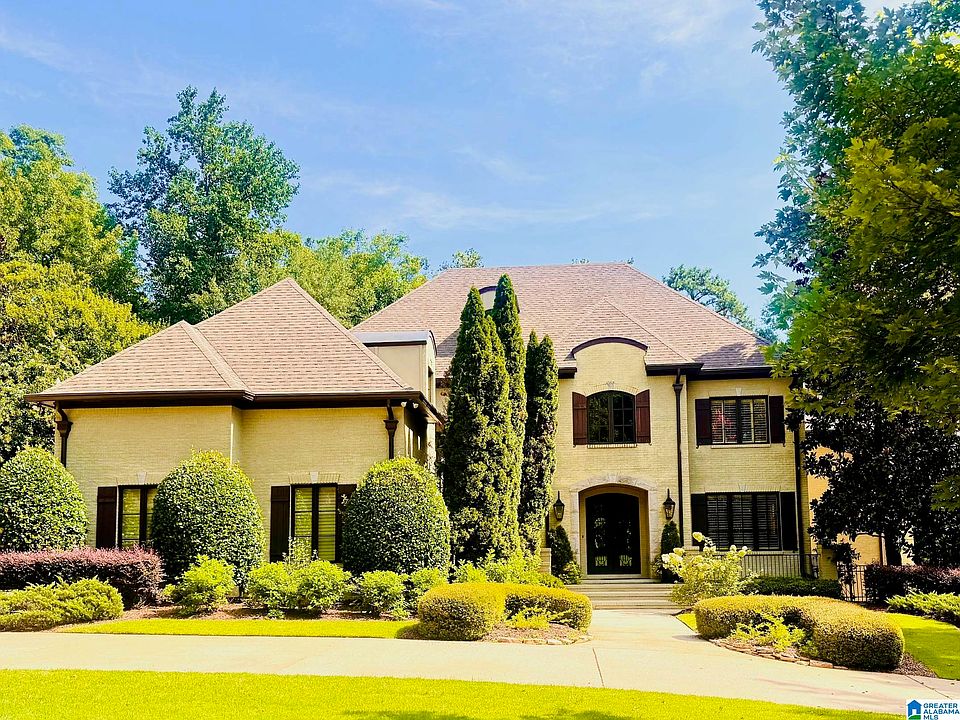 1st image of 611 Highland Lakes Cv