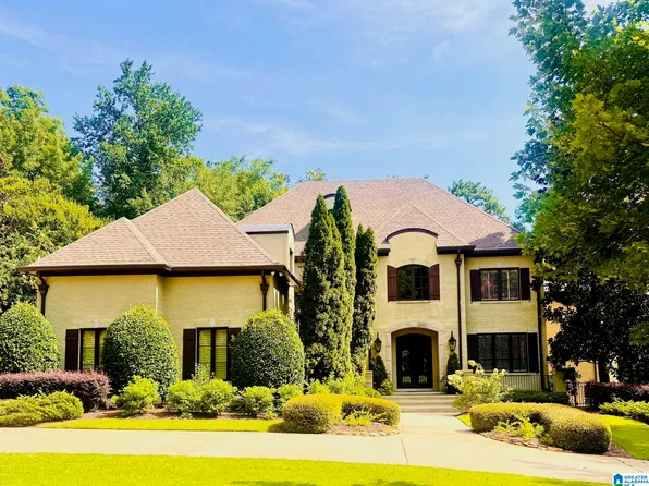 611 Highland Lakes Cv, Birmingham, AL 35242