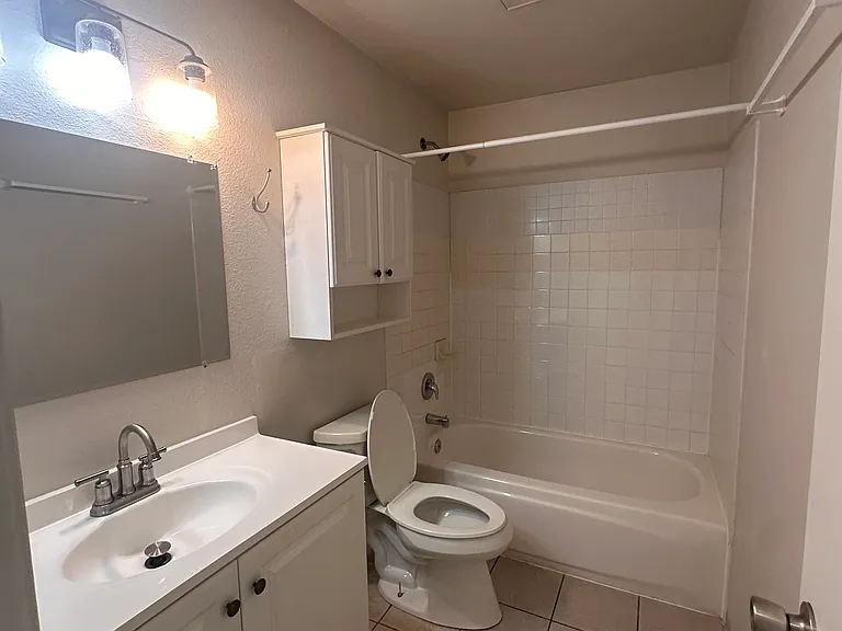 447 SW 155th St #S7 — Photo 7