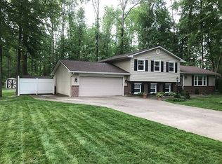 25 Marwyck Dr, Northfield, OH 44067
