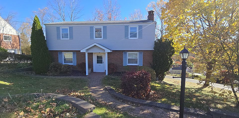 1st image of 515 Florence St