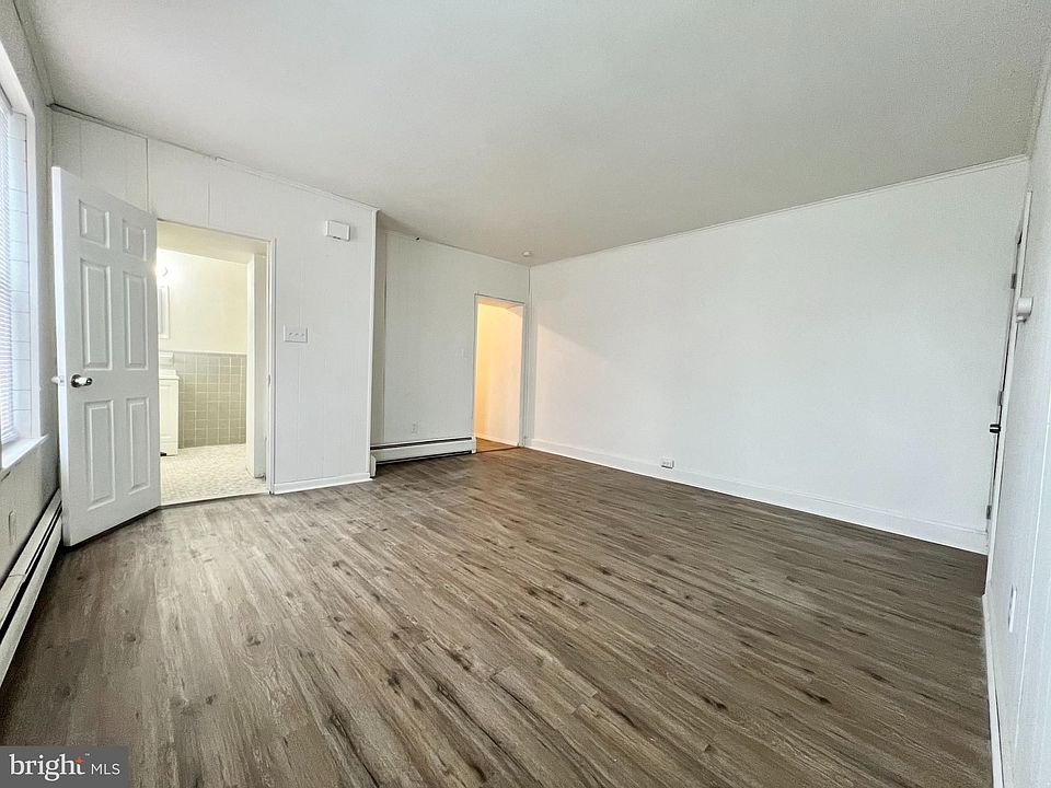 300 Grove St Bridgeport PA Zillow