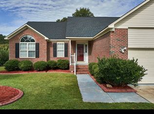 203 Timber Ridge Dr, Raeford, NC 28376