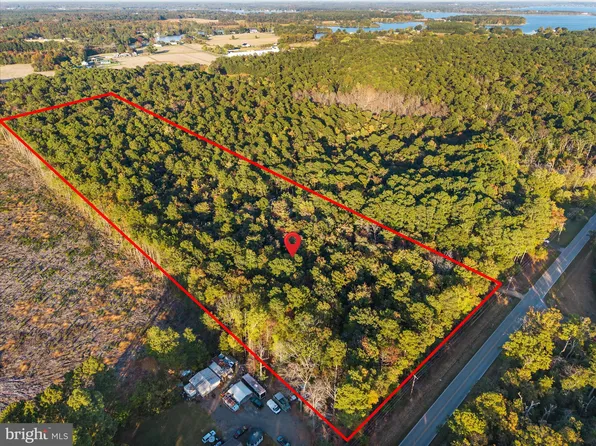 Hatchet Thicket Rd, Avenue, MD 20609