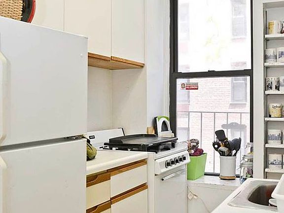 5th image of 437 E 80th St APT 8