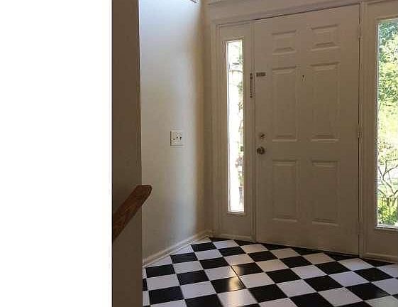3rd image of 48 Woodmont Dr
