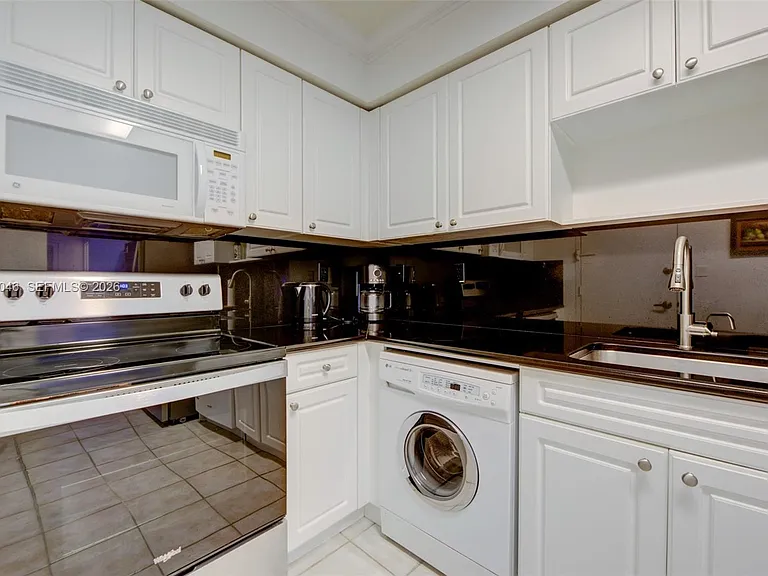 2501 S Ocean Dr #828 — Photo 11