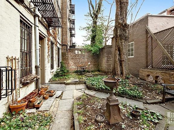 4th image of 354 W 12th St APT 1A