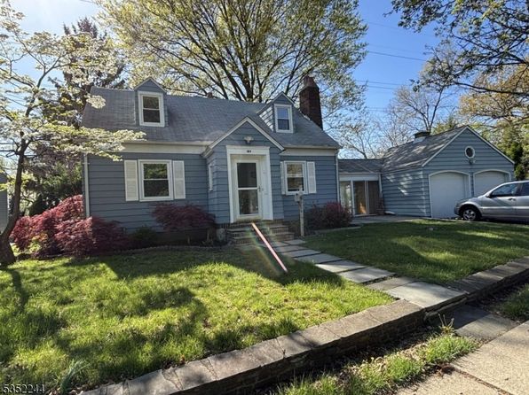 189 Knollwood Ter, Clifton City, NJ 07012