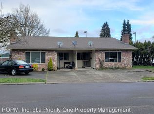 150 SE 3rd Ave, Canby, OR 97013