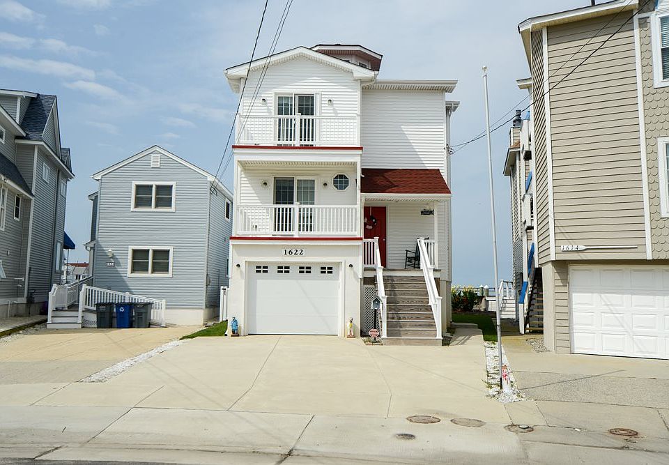 1st image of 1622 Pleasure Ave