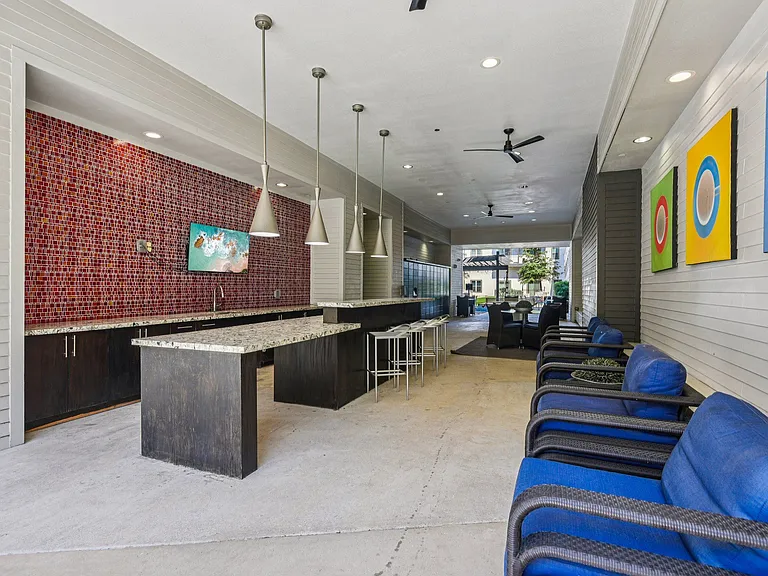 Rivera on Broadway Apartments — Photo 77