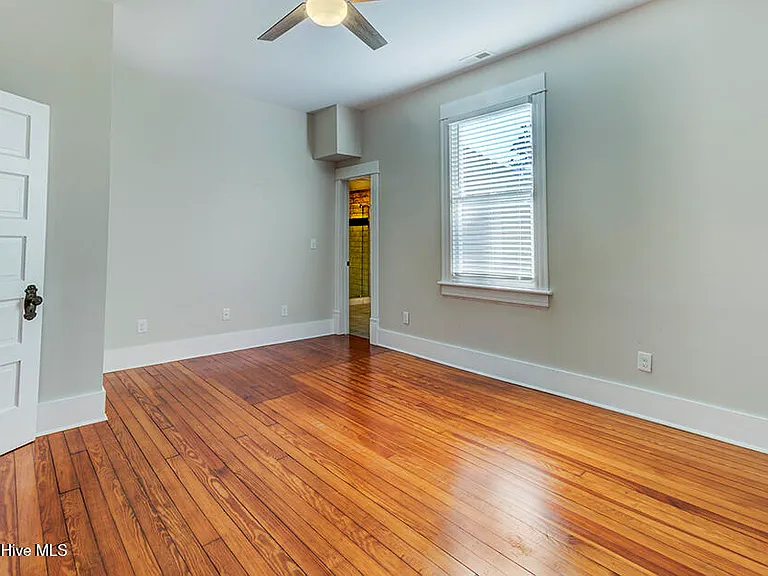 1812 Market St — Photo 35