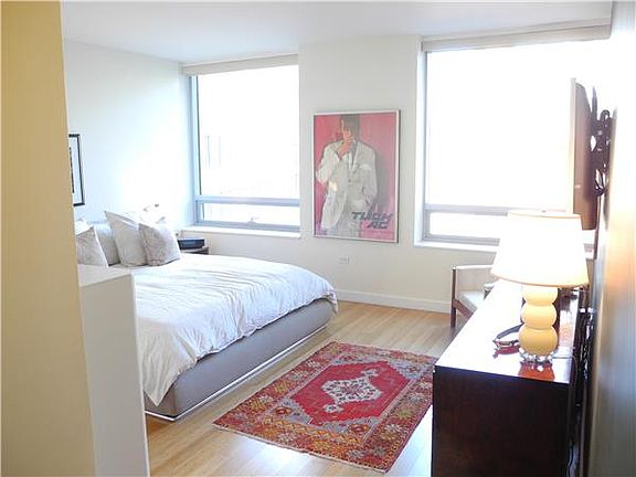 3rd image of 2 River Ter APT 11A