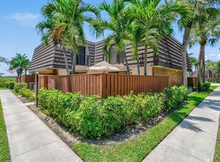 1918 19th Ct #35B, Jupiter, FL 33477
