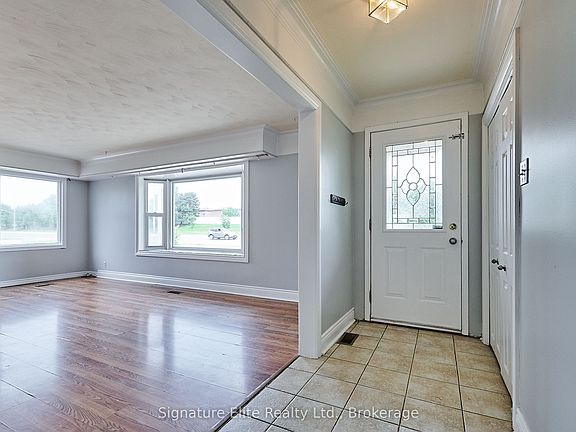 2nd image of 9408 Chinguacousy Rd Unit 1