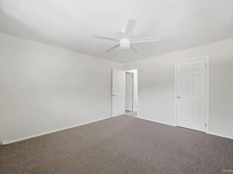 58 Carolan Rd E — Photo 19