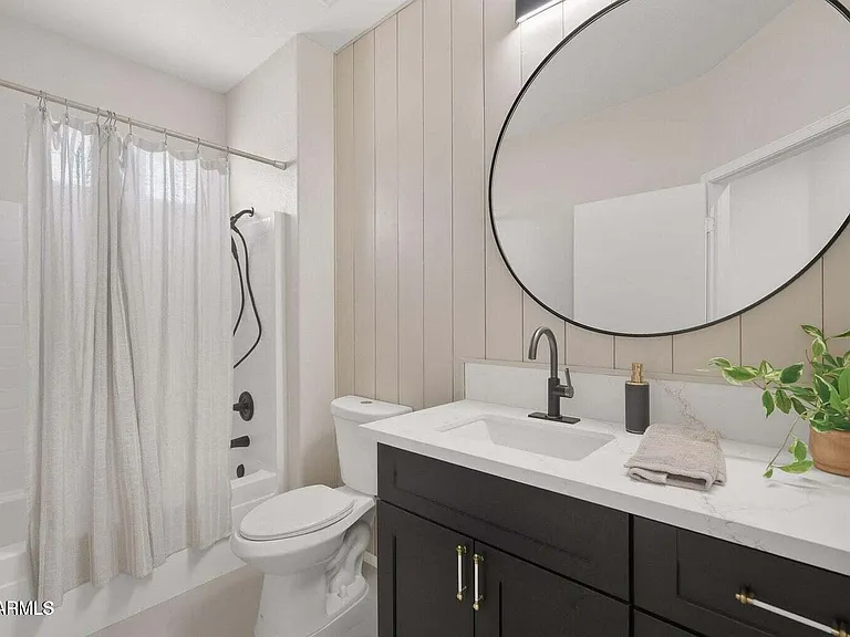 22408 N Las Vegas Dr — Photo 45
