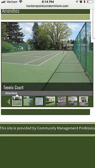Community tennis court