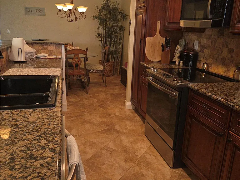 5349 Lakefront Blvd #B — Photo 6