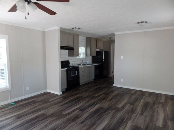 2nd image of 420 Blue Dolphin Ln