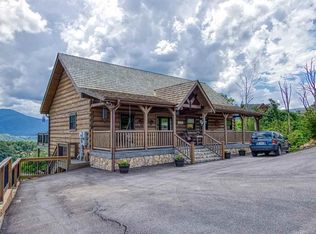 818 Chalet Village Blvd, Gatlinburg, TN 37738
