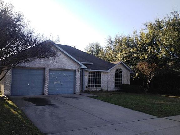 3rd image of 4616 Greenwich Dr