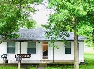 1417 Pine St, Seneca, MO 64865