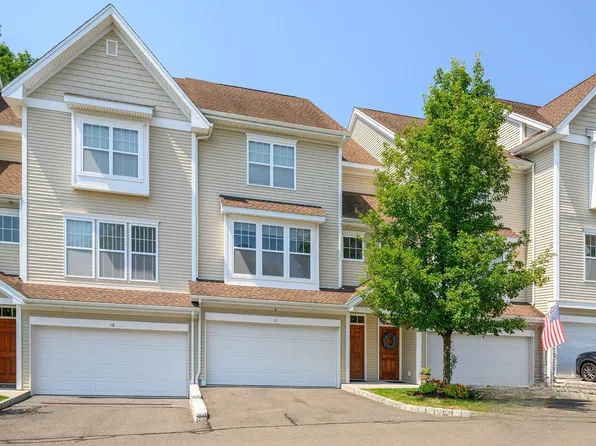 15 Caldwell Terrace, Danbury, CT 06810