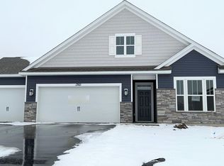 13611 Rosecommon Way, Rosemount, MN 55068