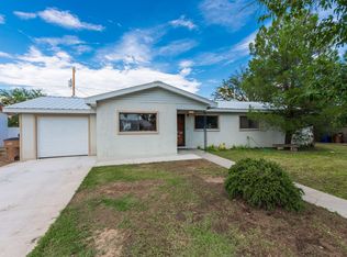 1405 Roberts Dr, Las Cruces, NM 88005
