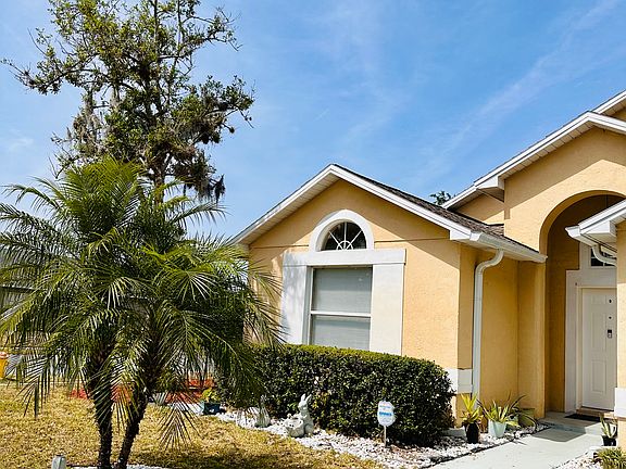 2nd image of 2625 Alamosa Pl