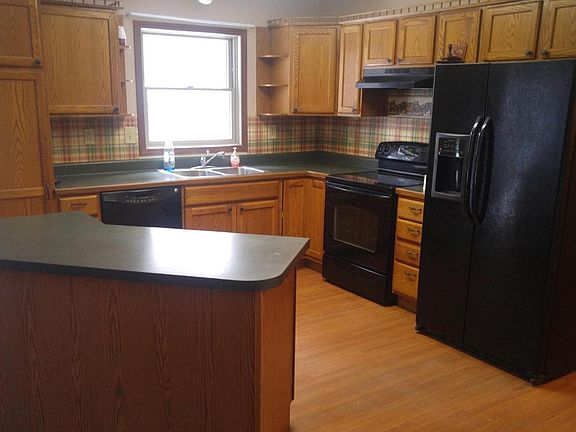 3rd image of 13450 Pine Island Dr NE